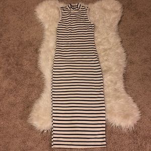 Small Maxi Tight Turtle Neck Dress